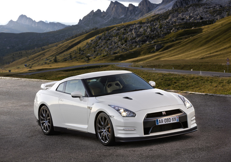 2011 Nissan GT-R Picture